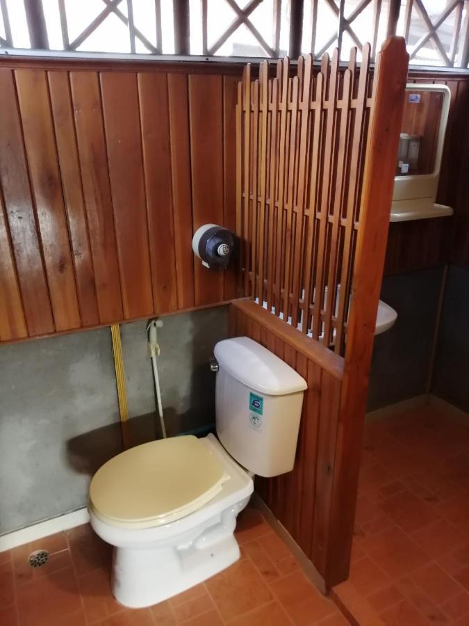 Nang Phraya Resort Phayuha Khirim Exteriör bild